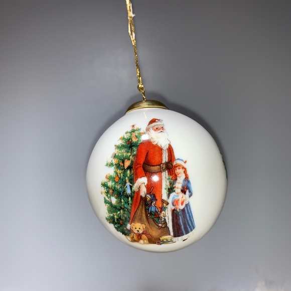 Reutter Porcelain Father Christmas Ornament - Picture 1 of 7